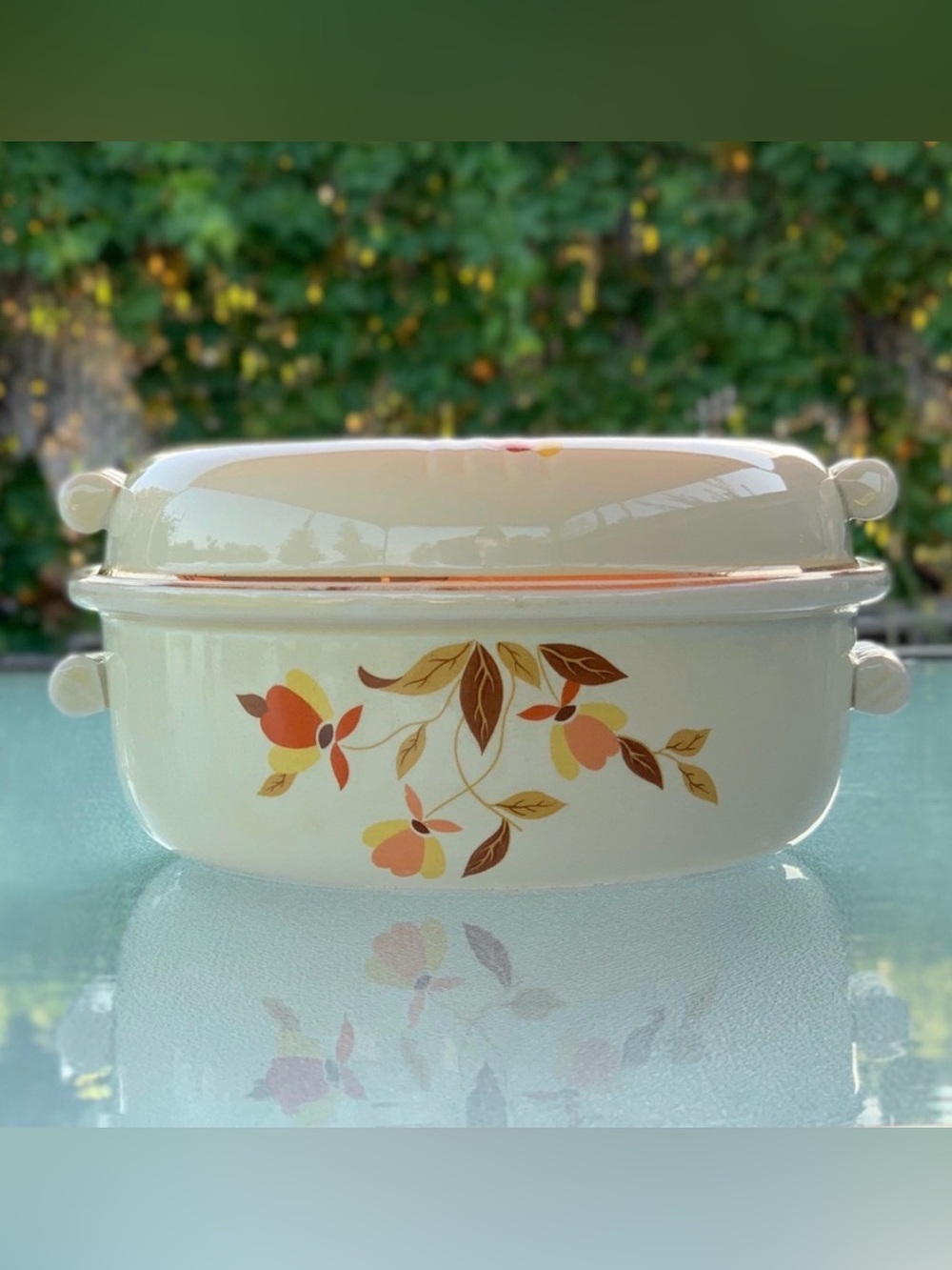 Hall's Superior Autumn Leaf Jewel Stoneware 2 Qt Baking Casserole Dish with Lid - Picture 2 of 9
